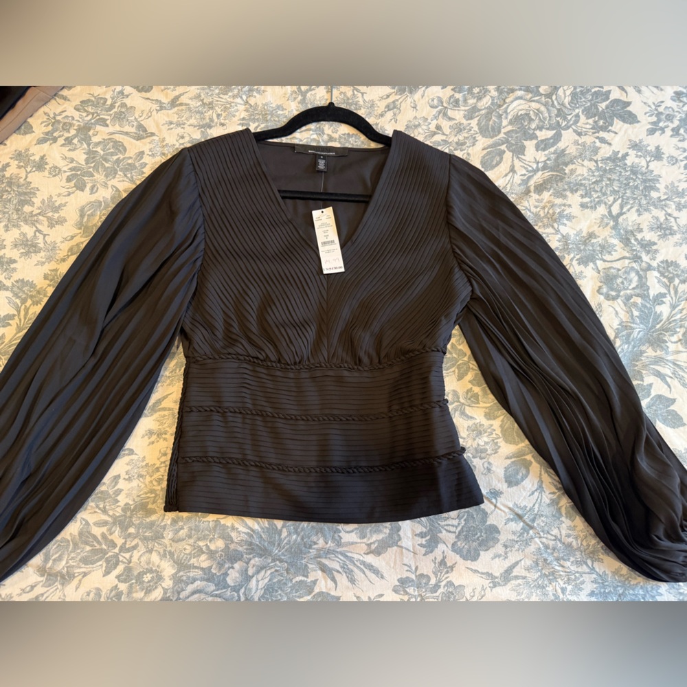 Black WHBM blouse size 0 (NWT)